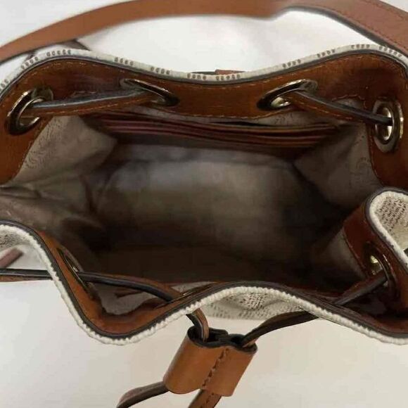 Michael Kors MK Designer Beige Brown Crossbody Bag Bucket Drawstring Purse Bag - Picture 8 of 8